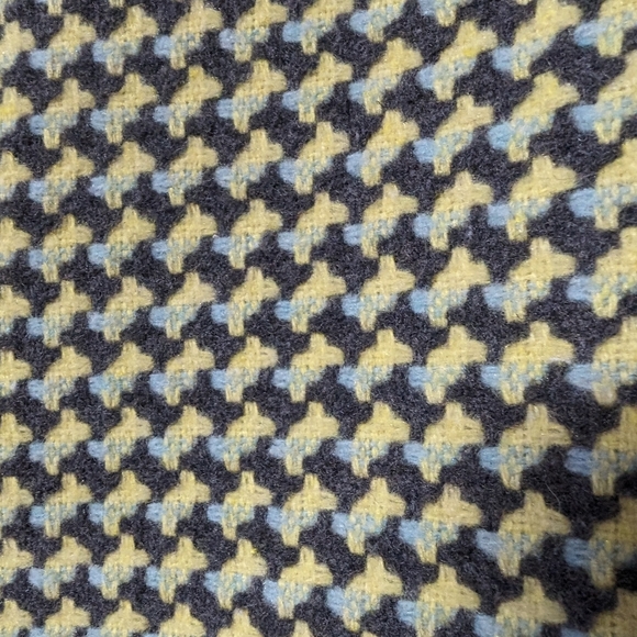 Francesca's | Wool Polyester Houndstooth Blazer - Picture 3 of 8